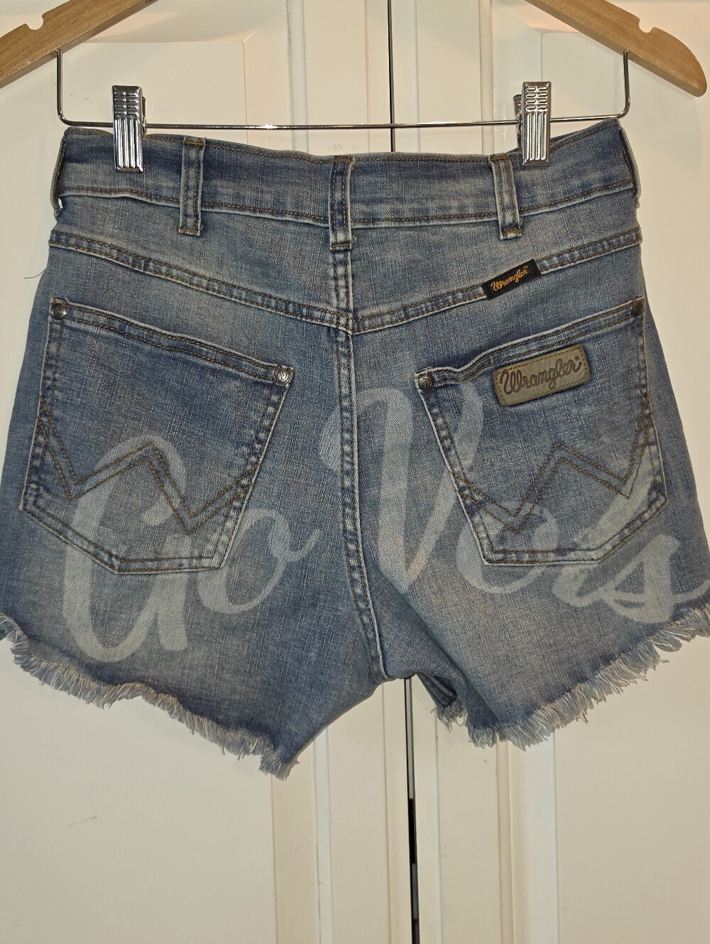 Tennessee Volunteers Wrangler Light Blue Distressed Denim Cutoff Shorts